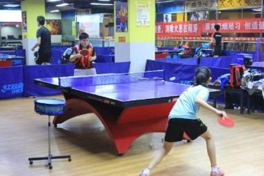 北京朝阳乒乓球培训中心教你劈长技术的要点